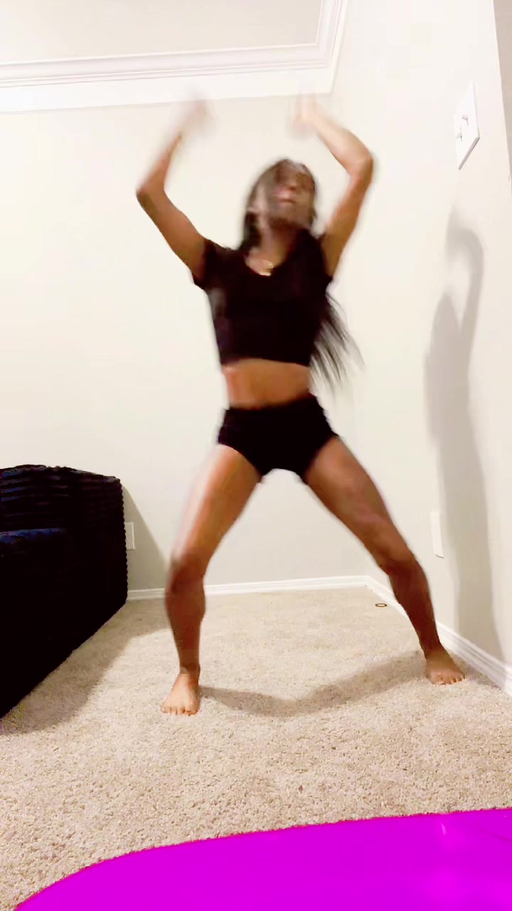 @Brenaagurlll