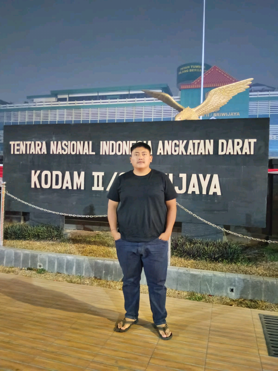 @MICHAEL AL HUSTANGARA