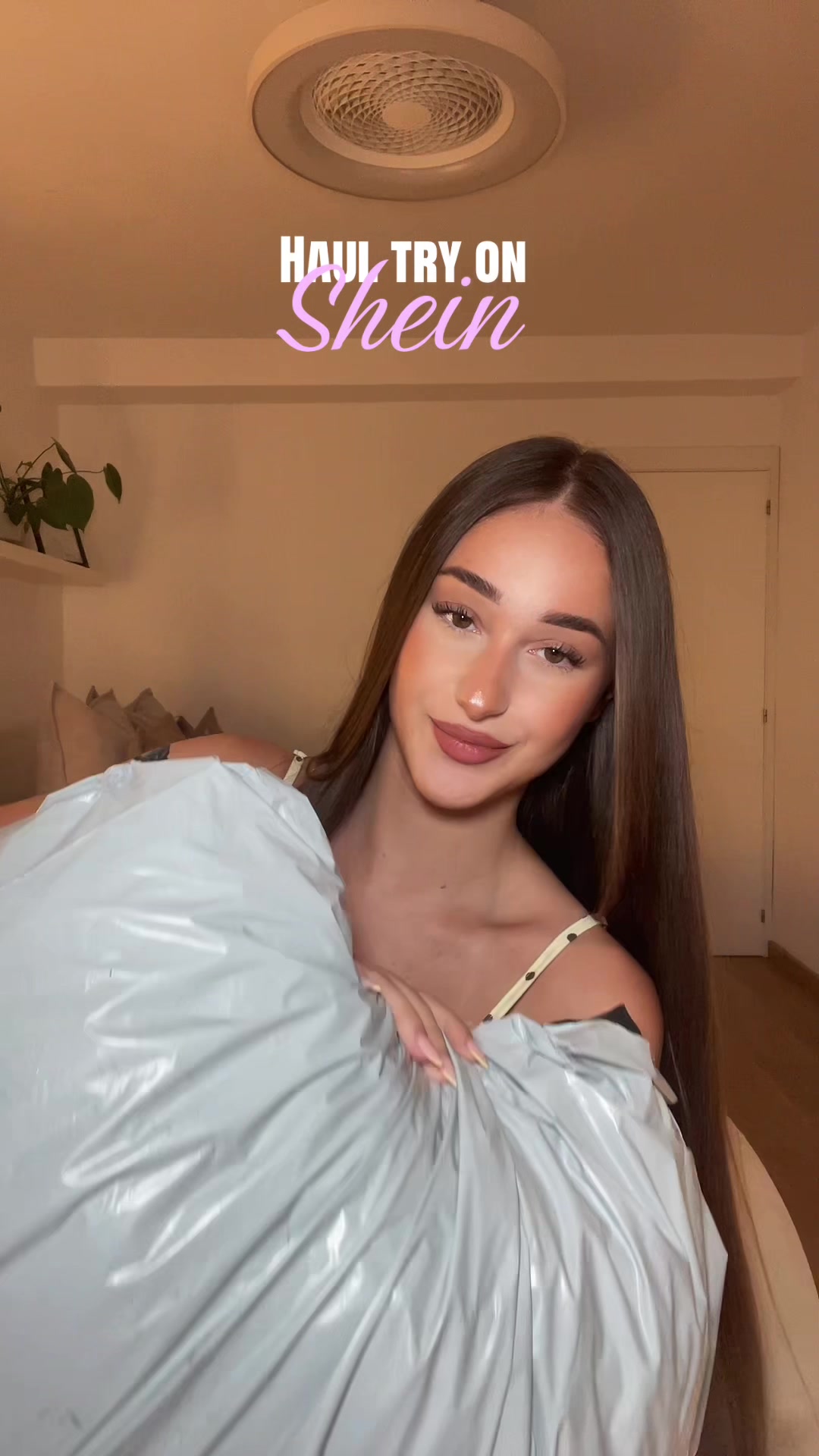 @helenaanguloo