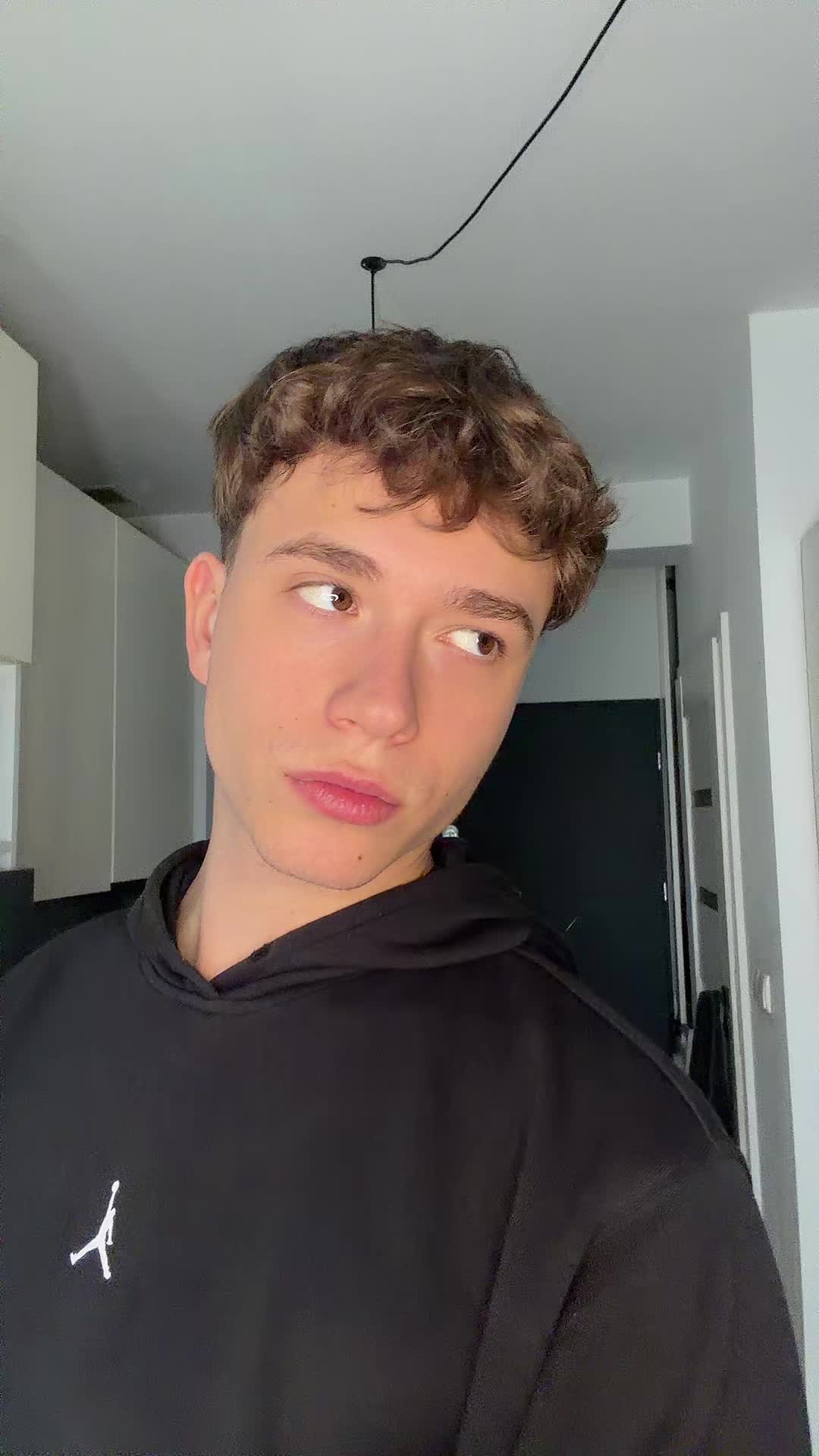 @Adam🦚