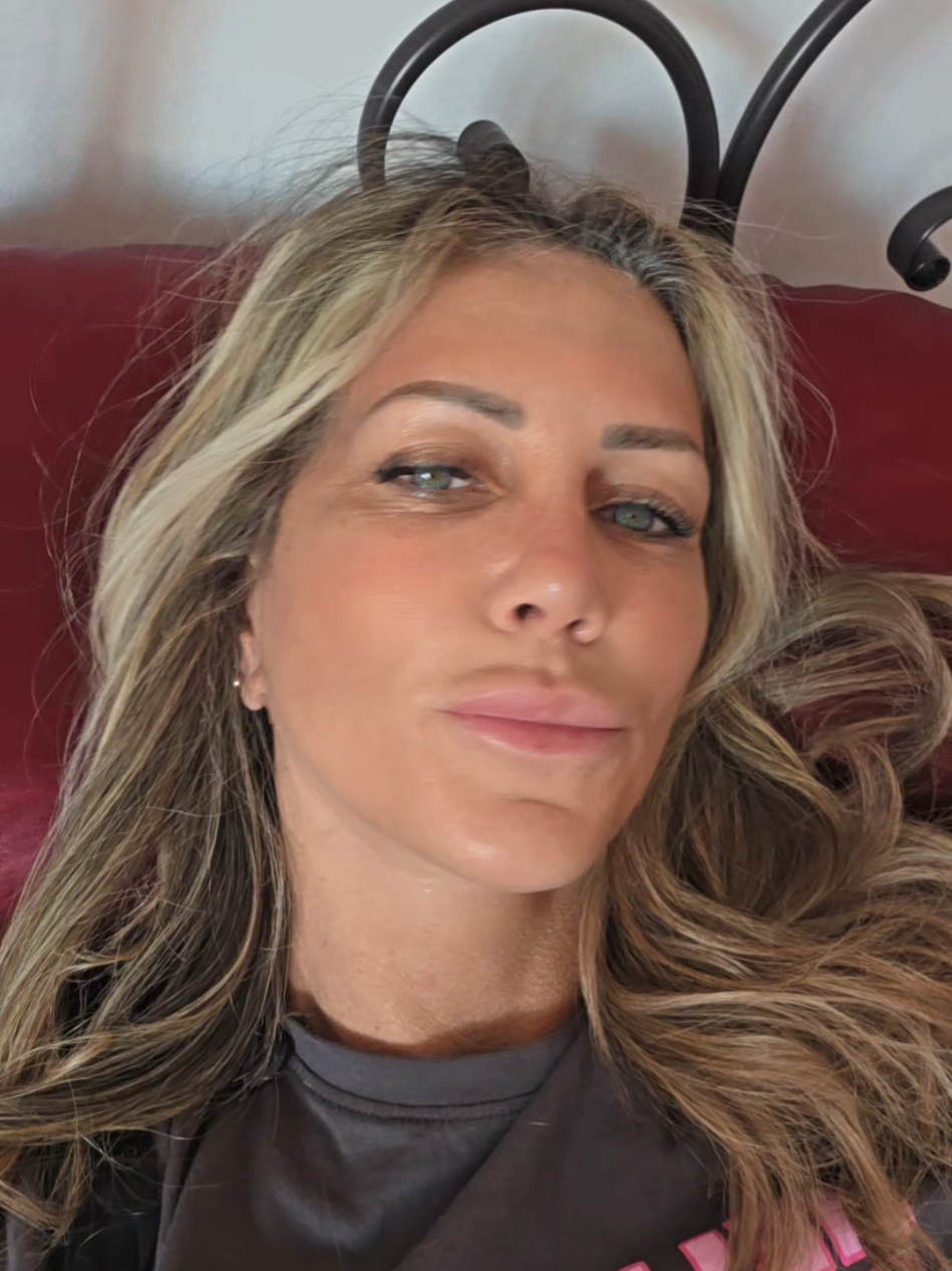 @The_Milfluencer