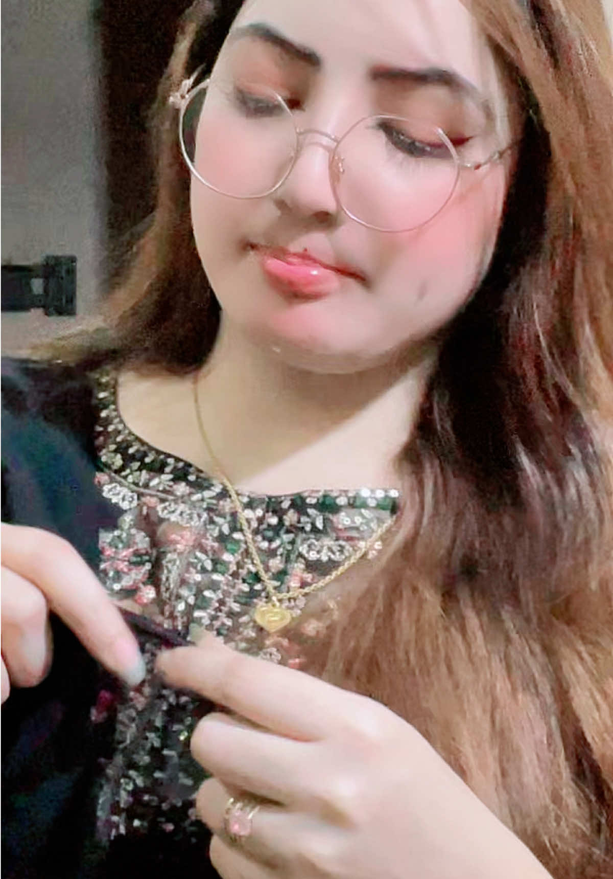 @Pari shahzad singer