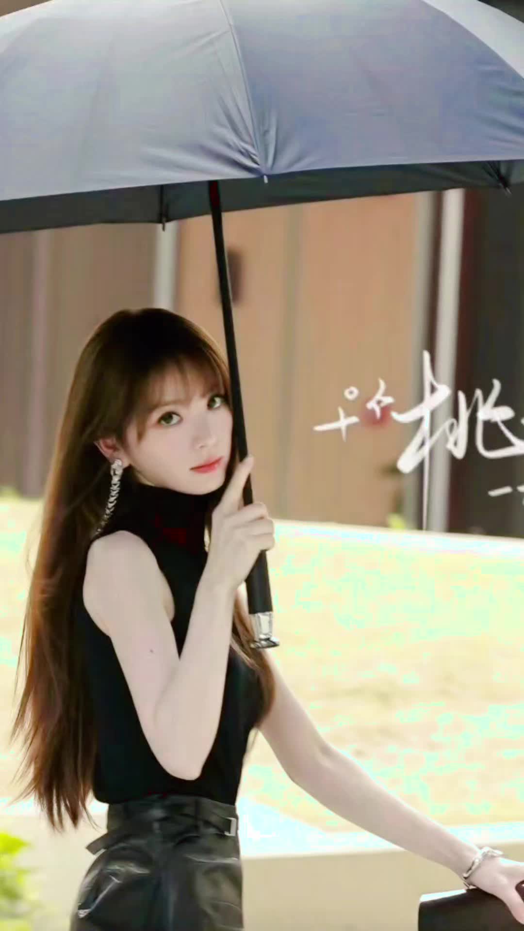 @Tiểu vương quốc của Vivian
