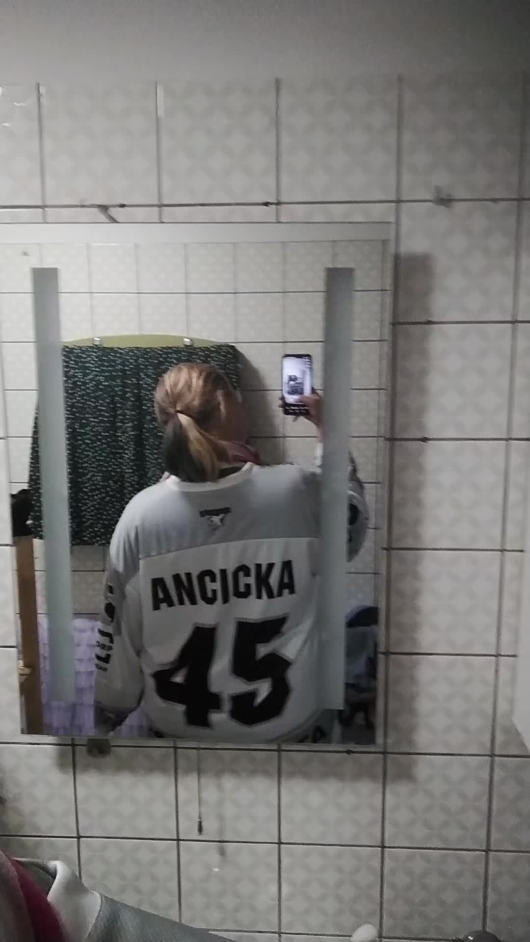 @Nika🤍