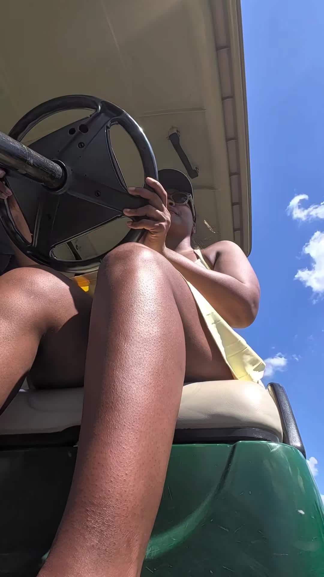 @IAmKaylaDoveSweetie