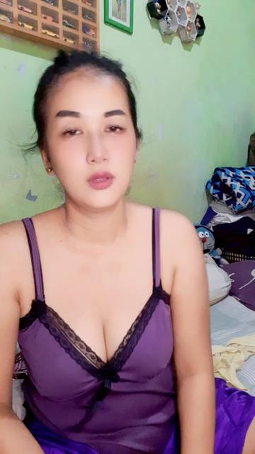 @dewi li xiu💦