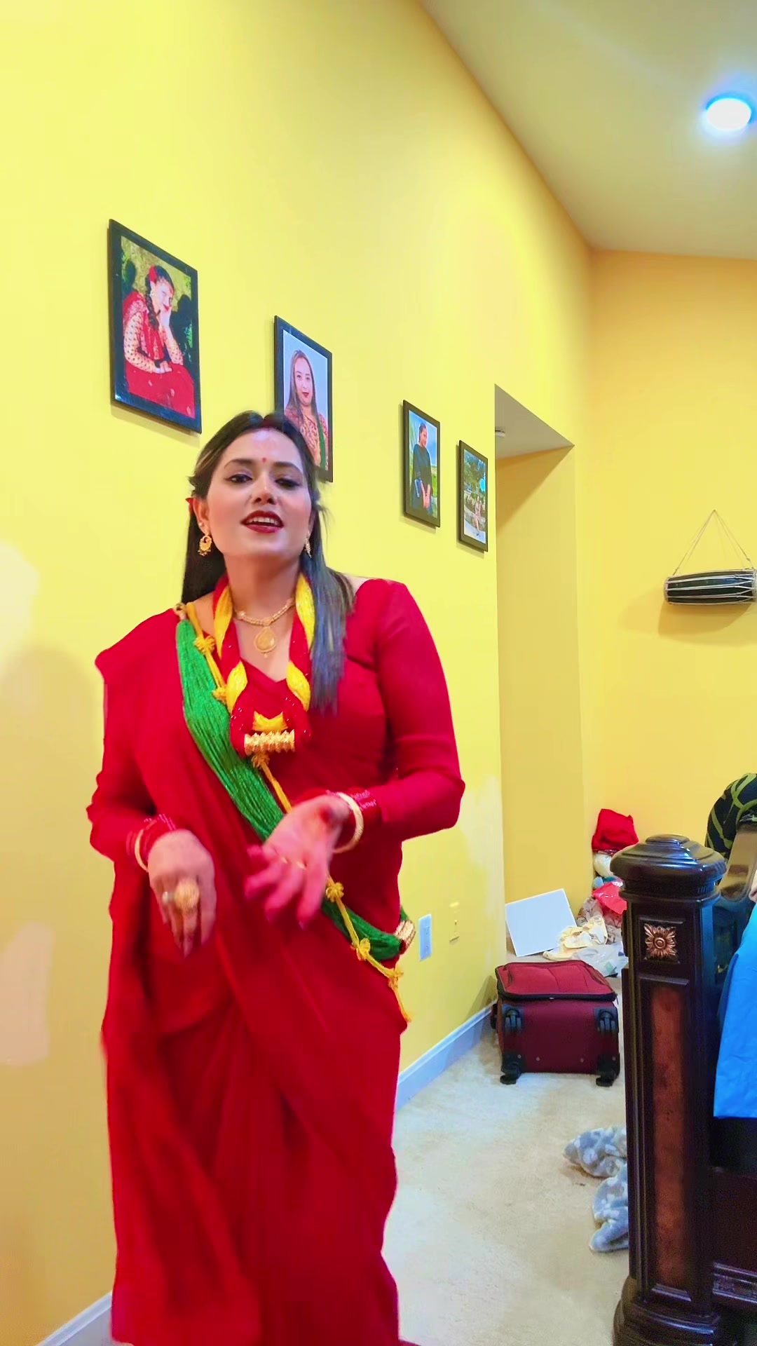 @🧚♀️Sumi Sharma🧚♀️
