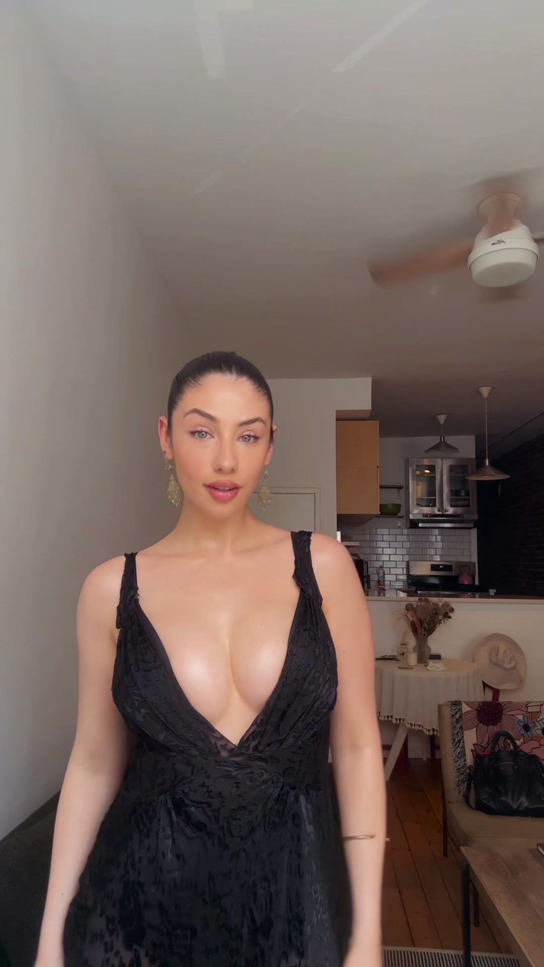@maudelena_