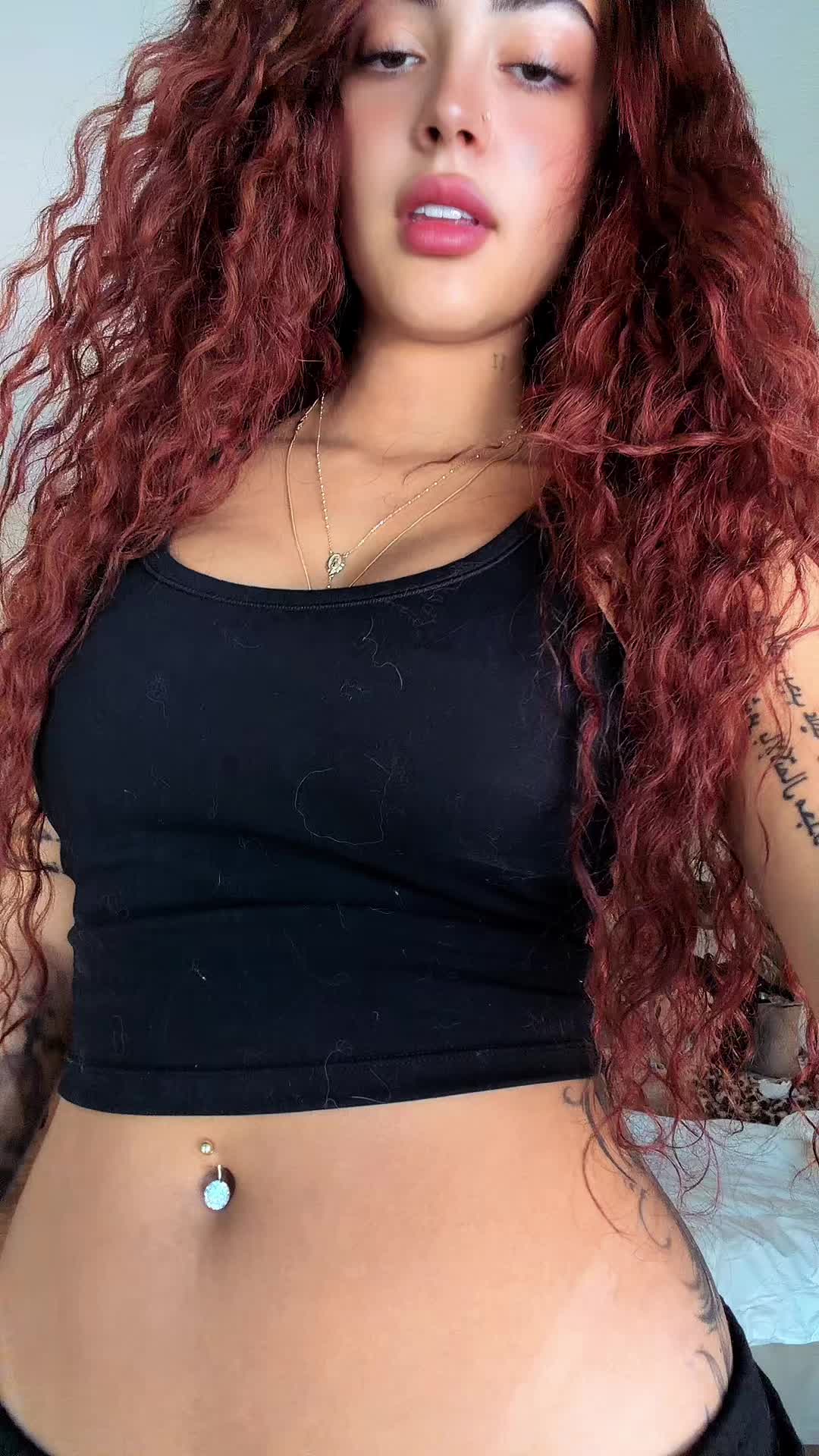 @Malu Trevejo