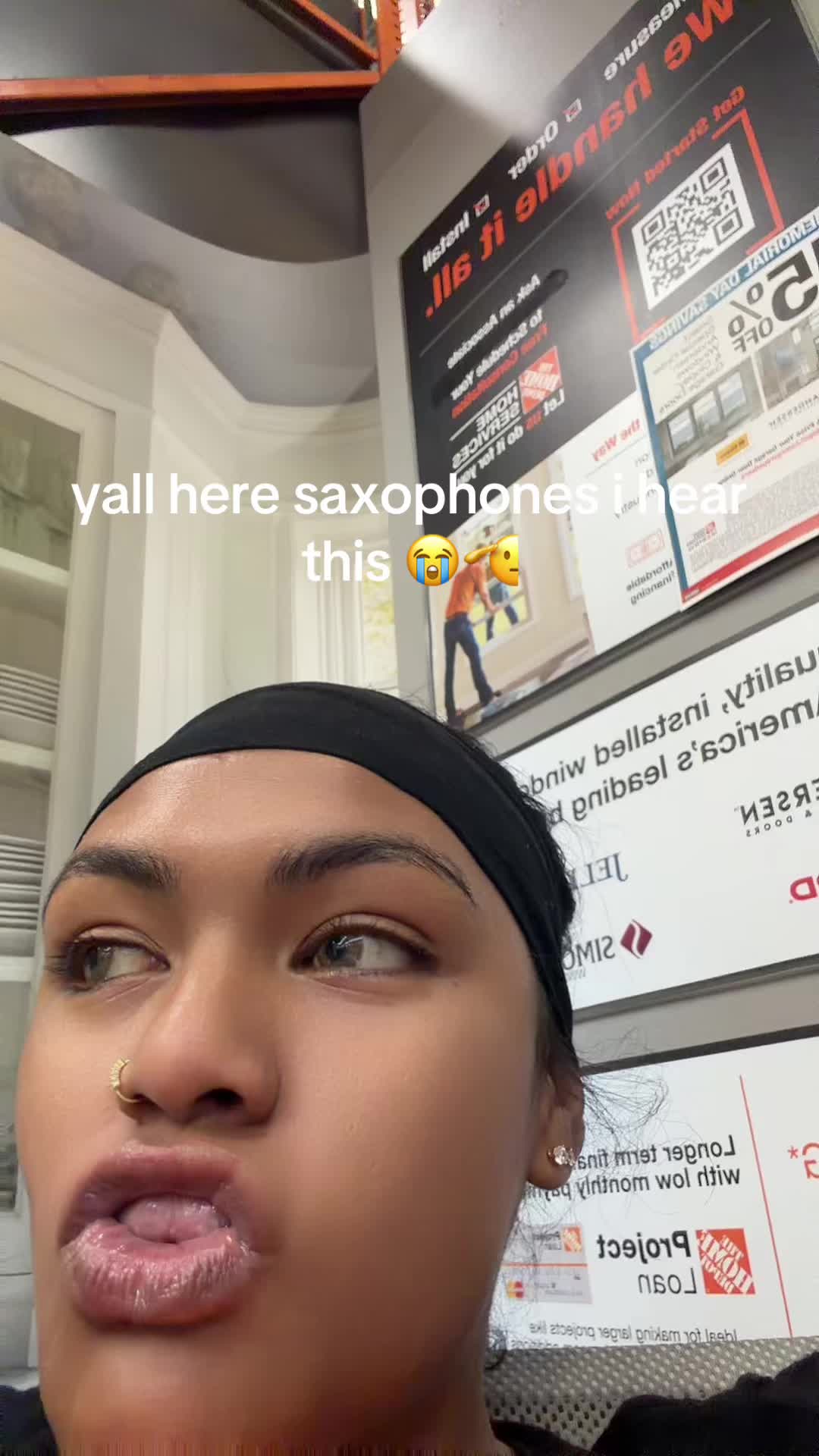 @notmamaquinn_