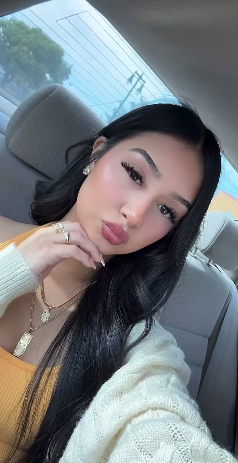 @𝐂 𝐀 𝐌 𝐈 𝐋 𝐀 ♕