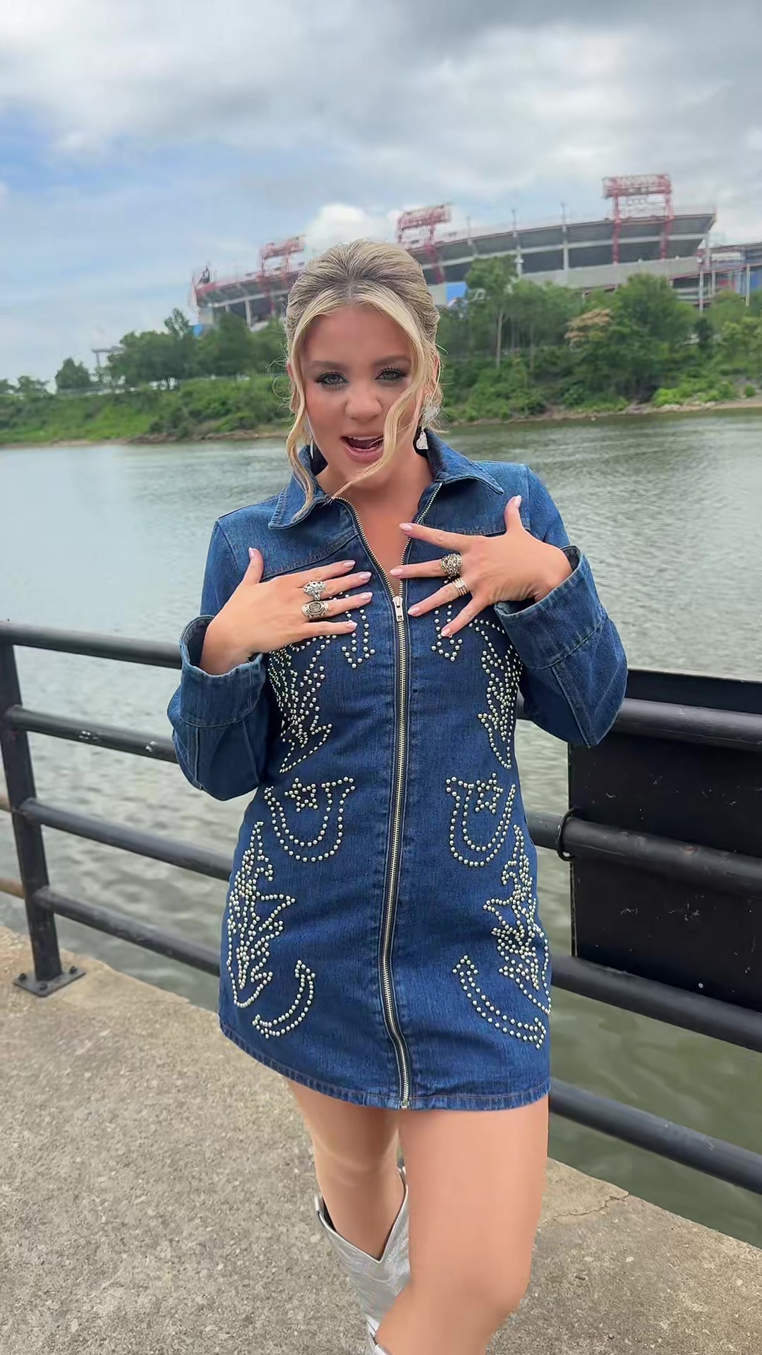 @Lauren Alaina