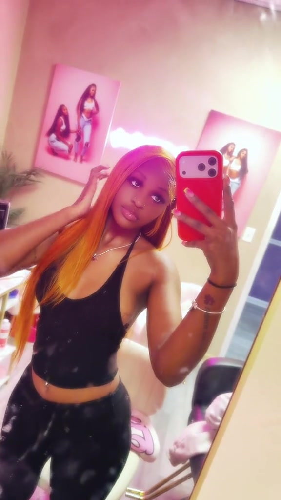 @Saniyah🕷️