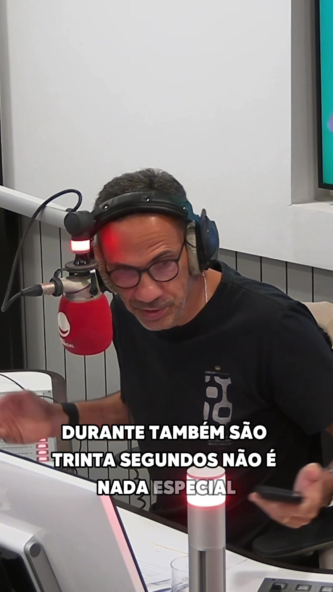 @Radio Comercial