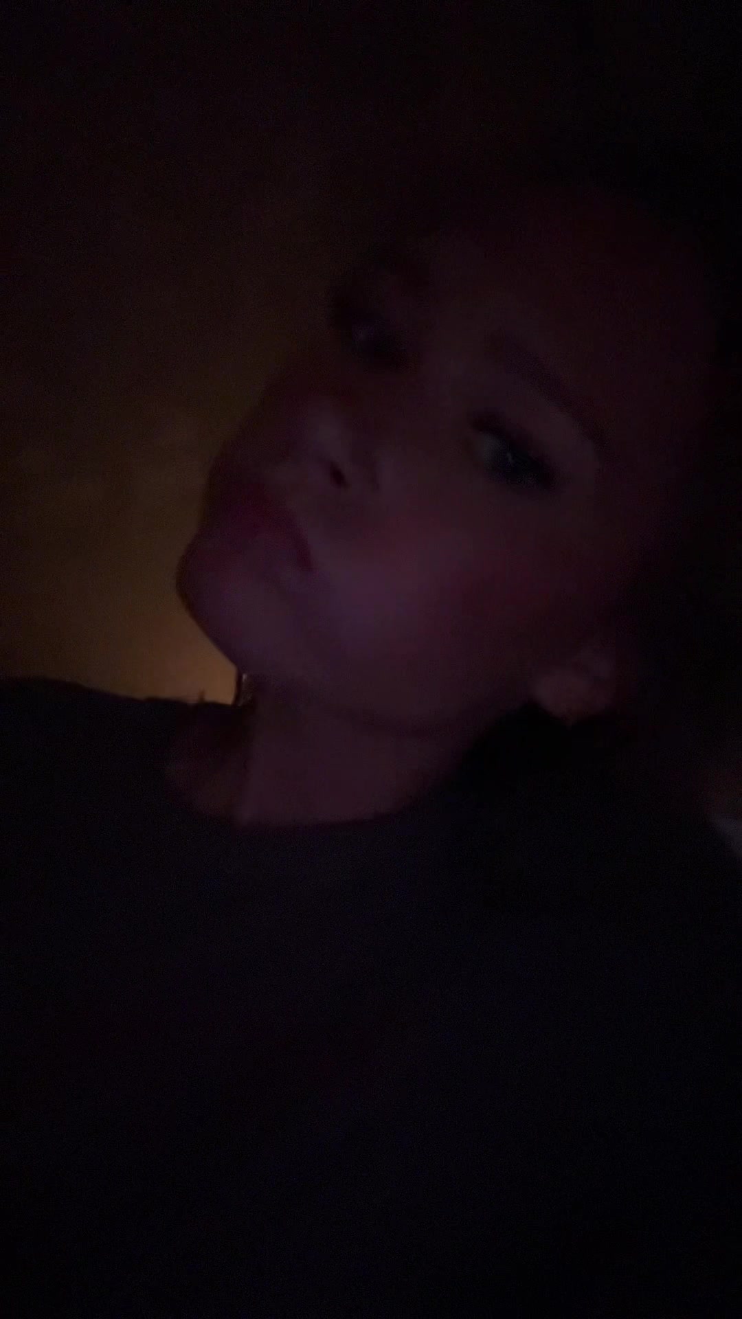 @chloe