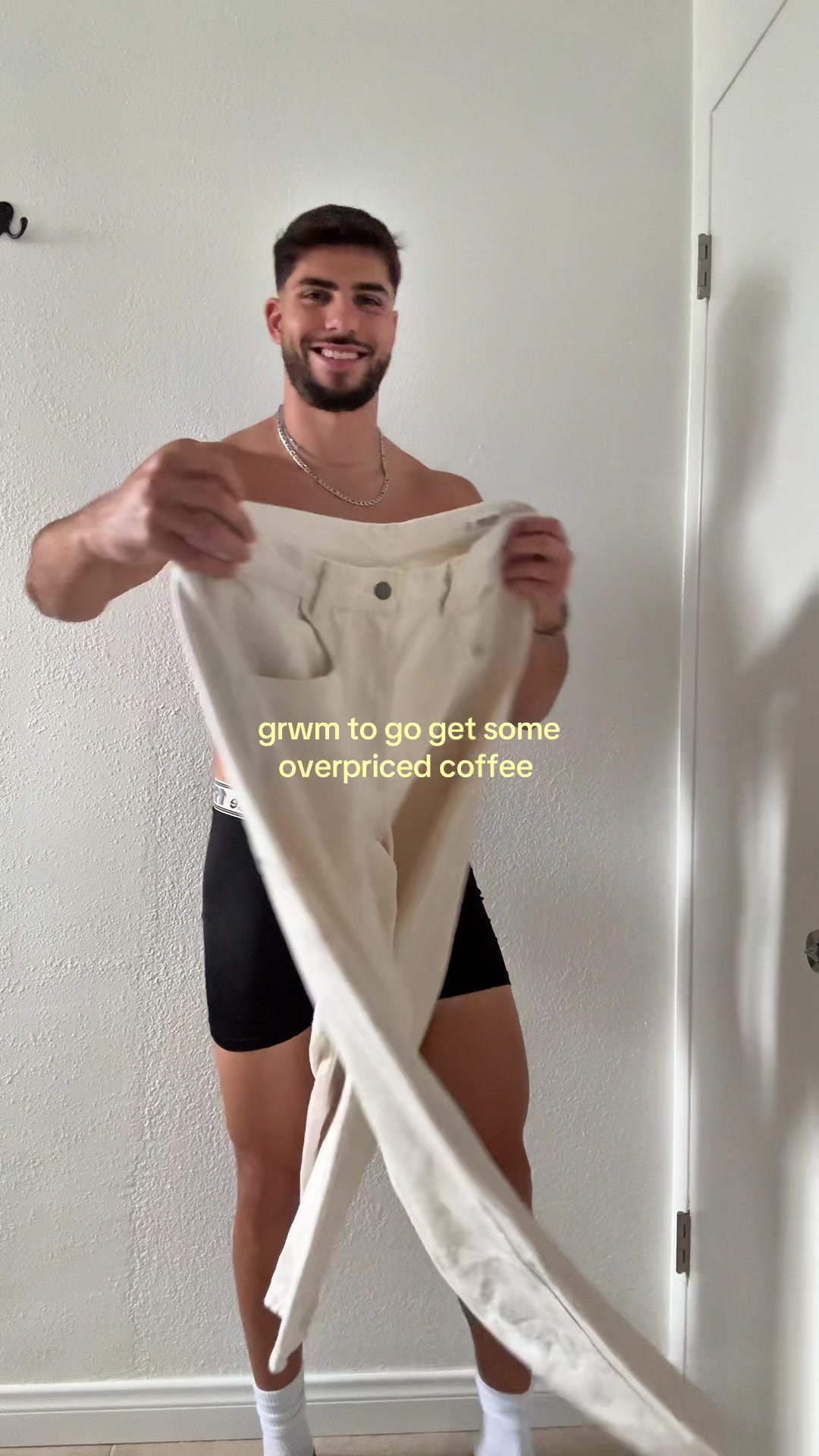 @leeorweiss || Content Creator