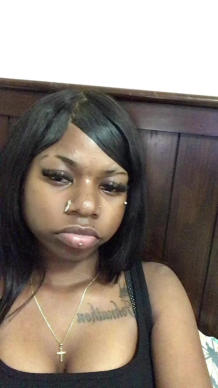 @￶