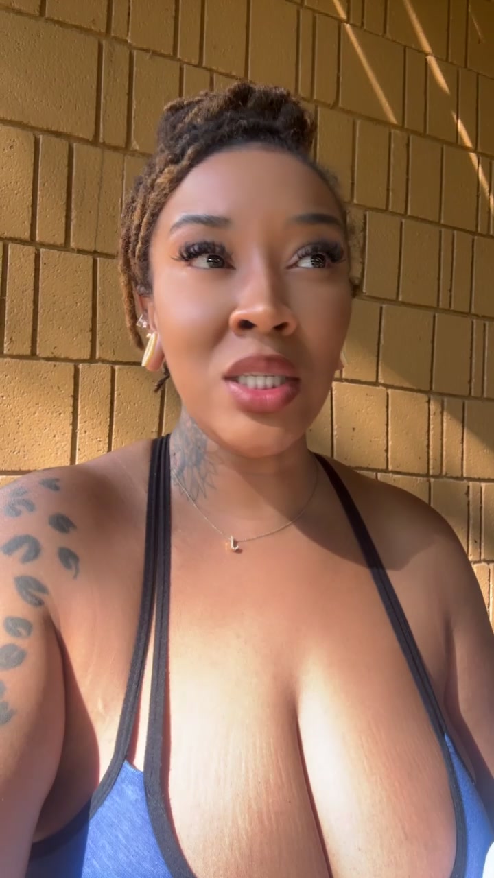 @Jasmine_Beenraw