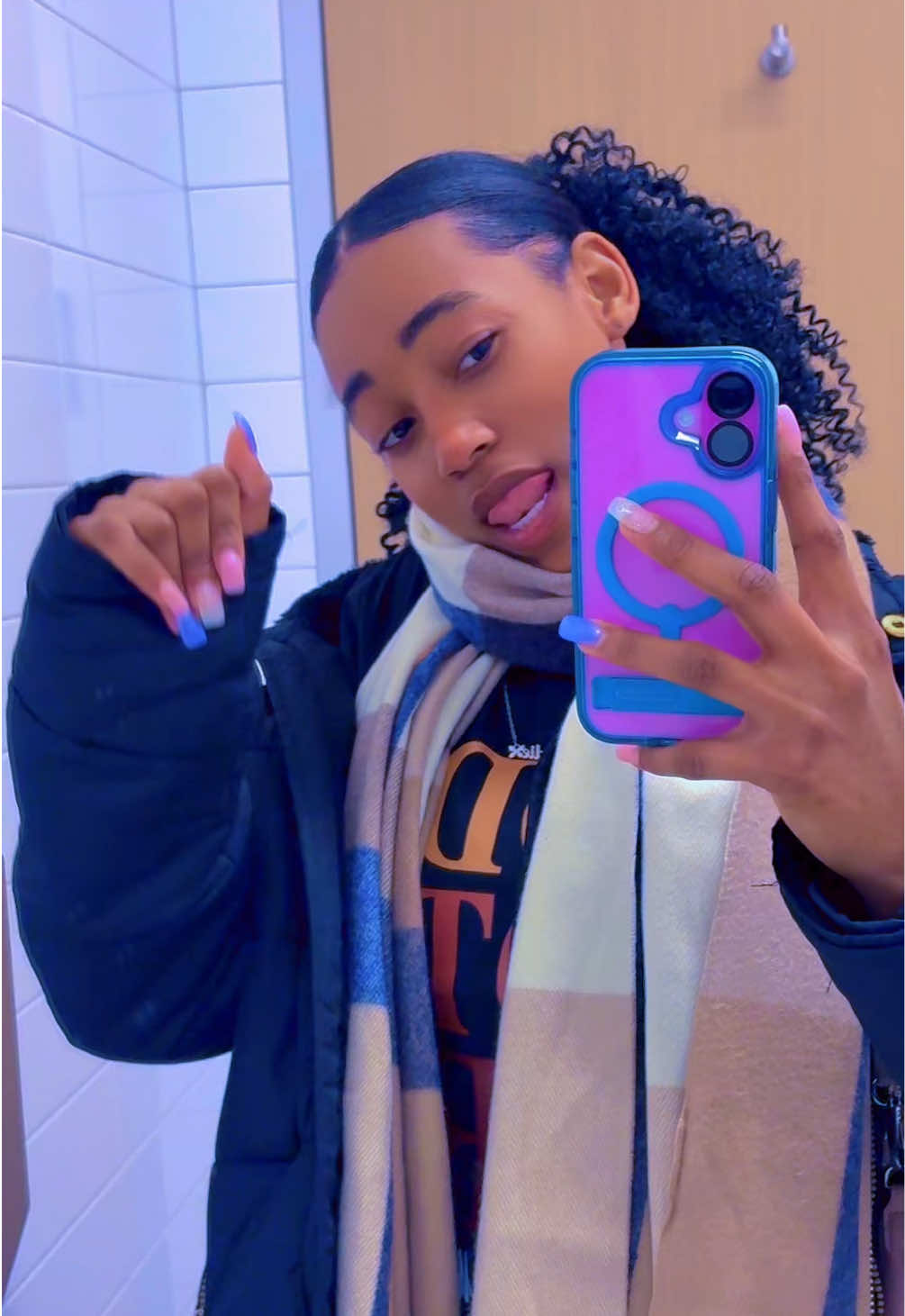 @Barbieee_leooo_girlll