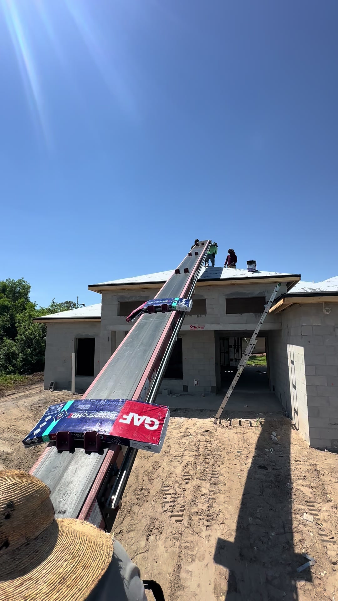 @Hustle Roofing