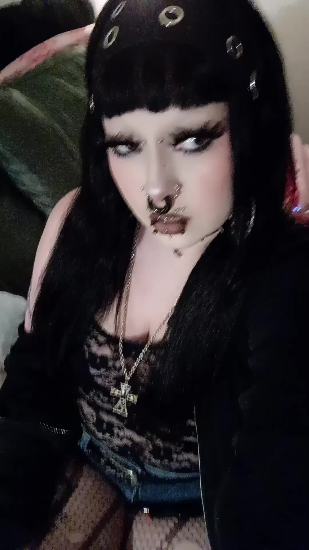 @🦷𝕸𝖆𝖉𝖞🦷