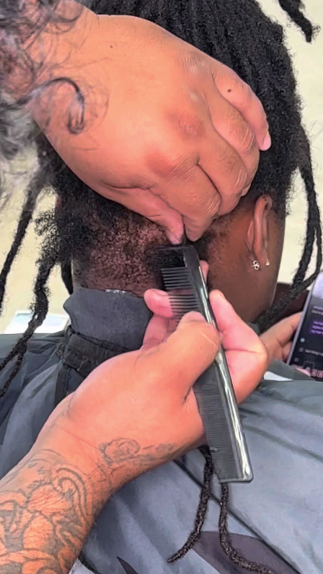 @hino_locs