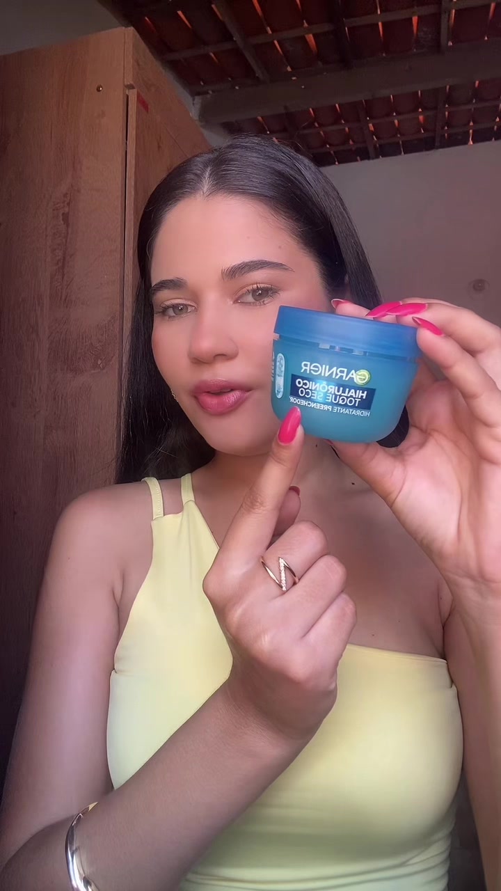 @Luciana Vitória 🌪️