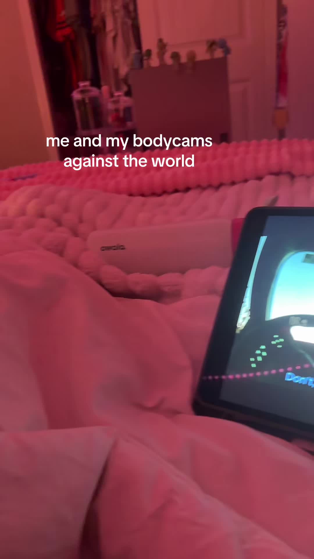 @𝒆