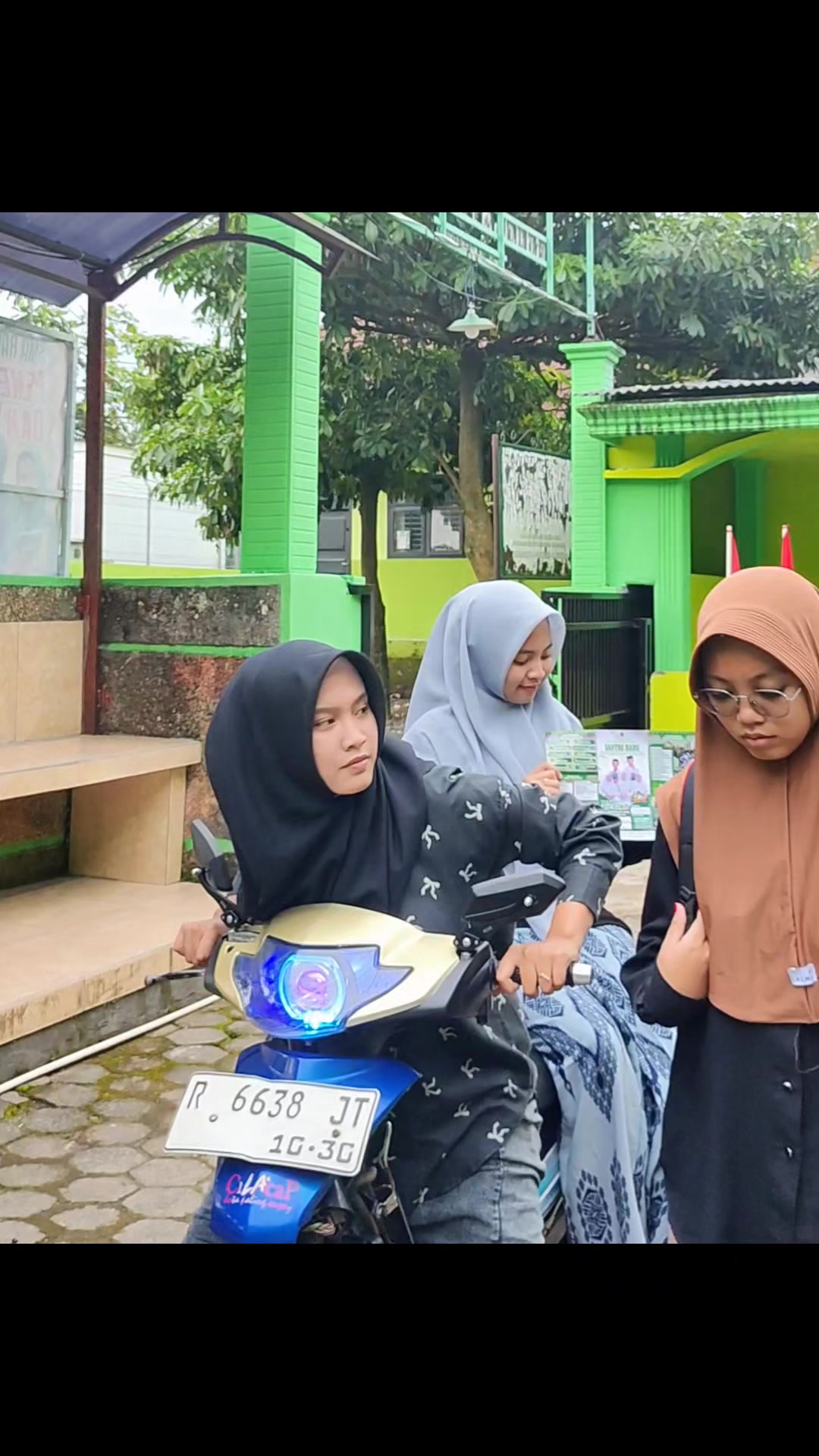 @RaudlatussalamPutri_Utara