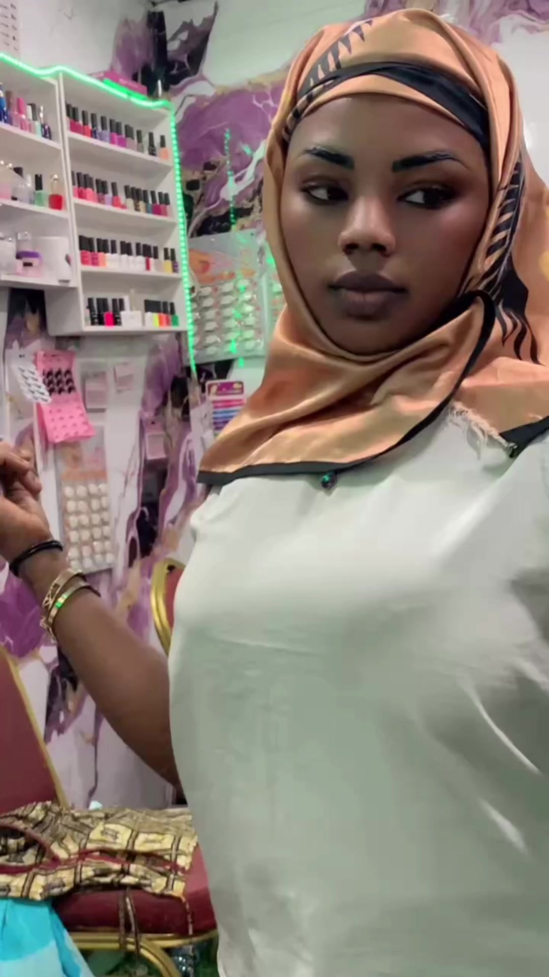 @His❤️ Brown 🦋❤️