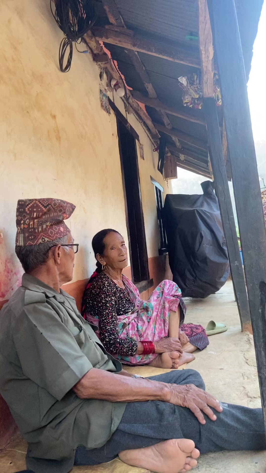 @#सबिनासारूमगर