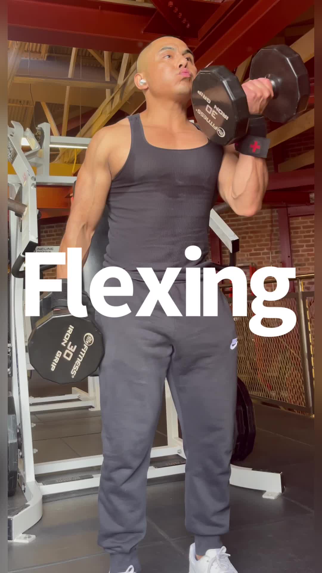 @Fly_Moreno