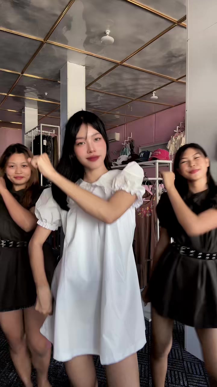 @y2 fashion (kyaukse) 🌸🌸