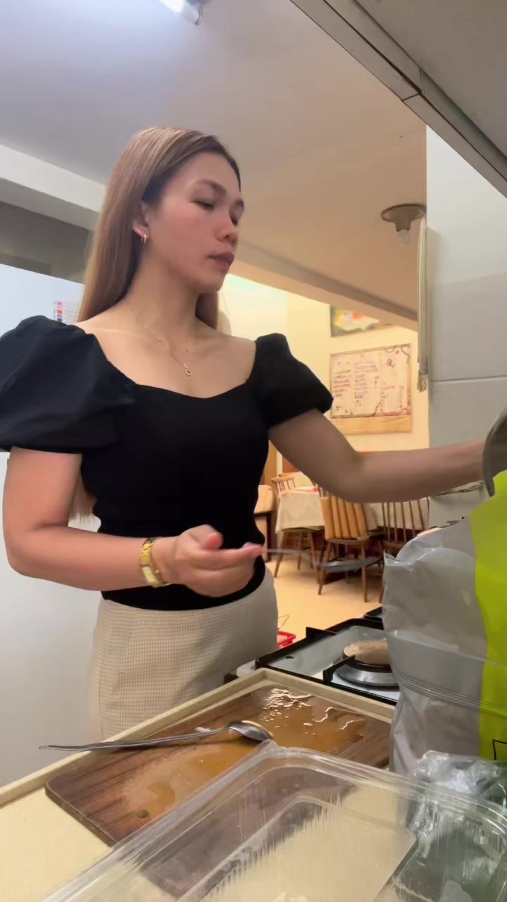 @Ella