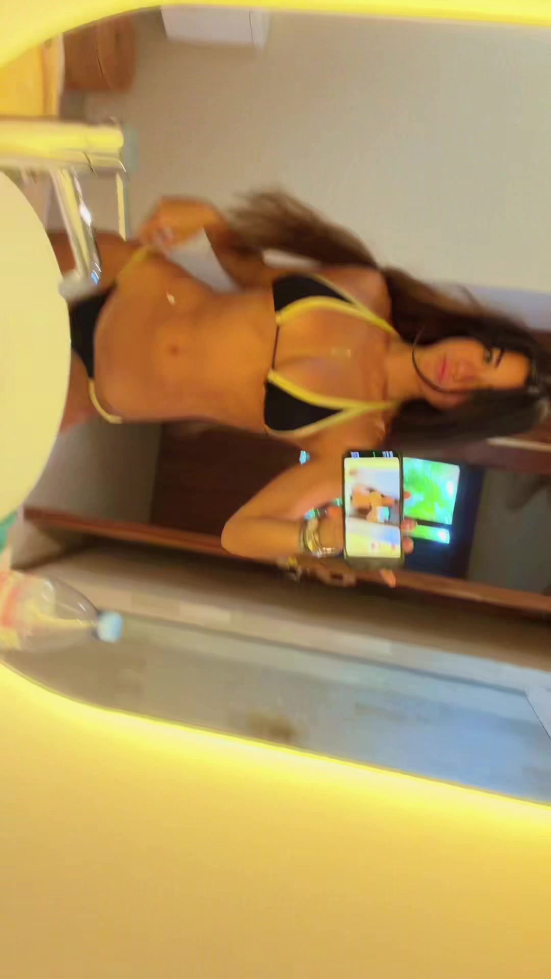 @parynnmamone