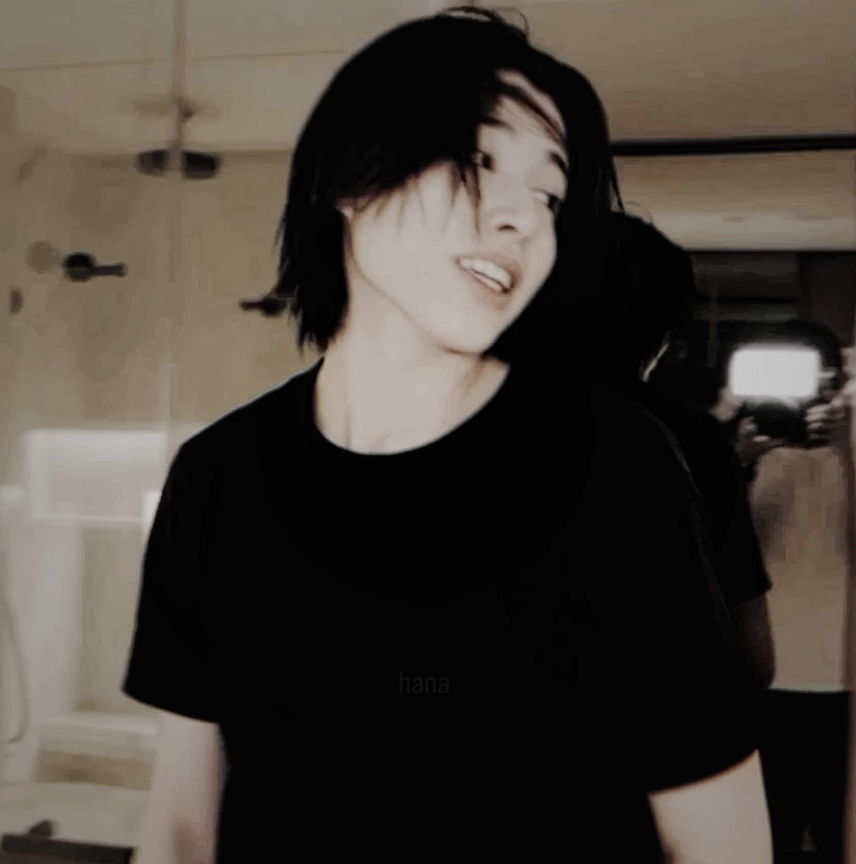 @𝘩𝘢𝘯𝘢 ᵒᵗ⁷