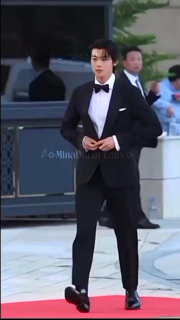 @â.đËàŒ
đđźđ§đ°đšđšđđąđ§đđ„đ