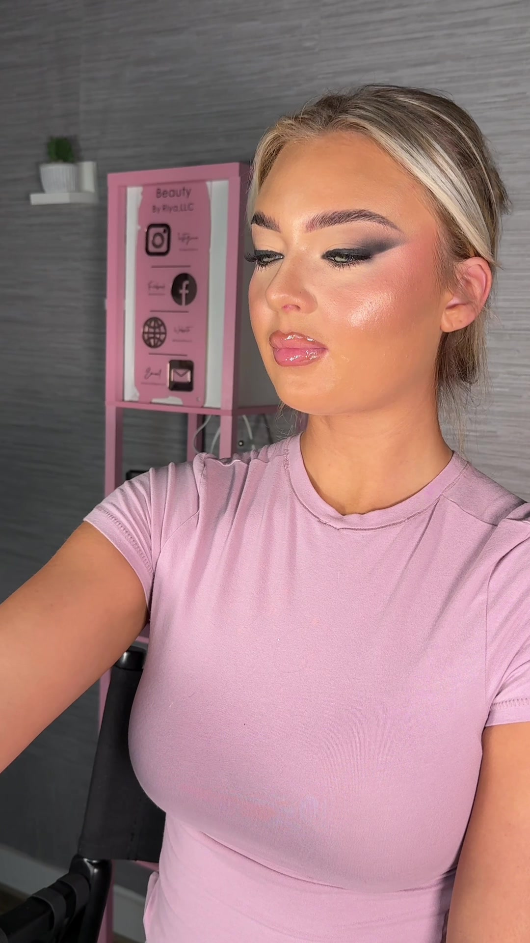 @BEAUTY BY RIYA