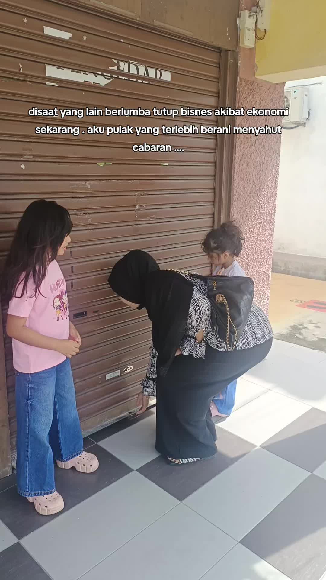 @Bilis menangis viral