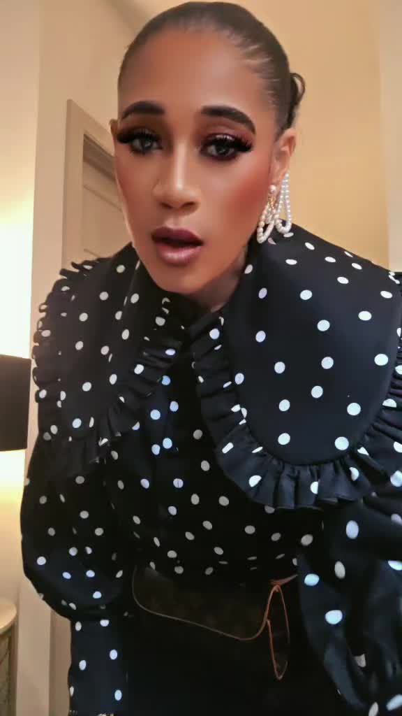 @Demi