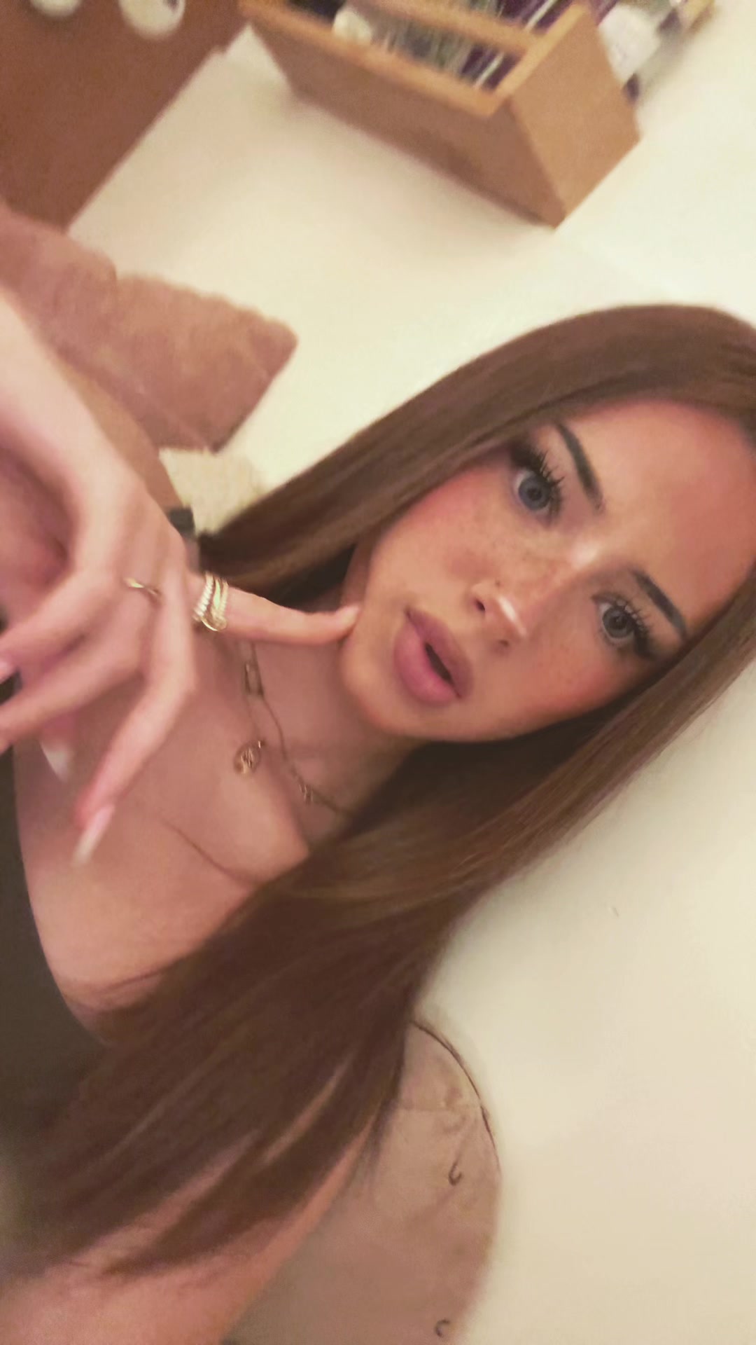 @𝐌𝐀𝐋𝐎𝐘𝐀 💞