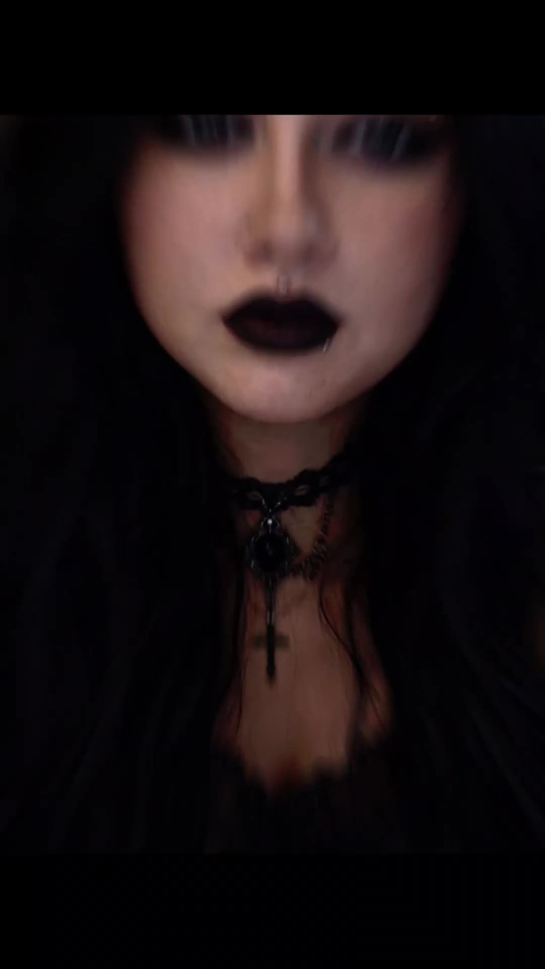 @DigitalGothMommi