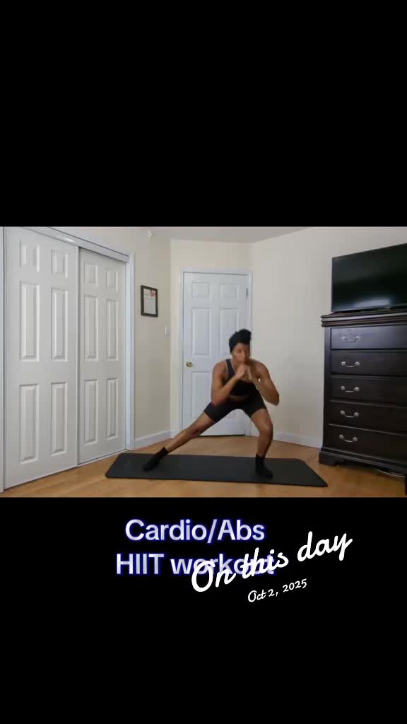 @Erika | At Home Workouts