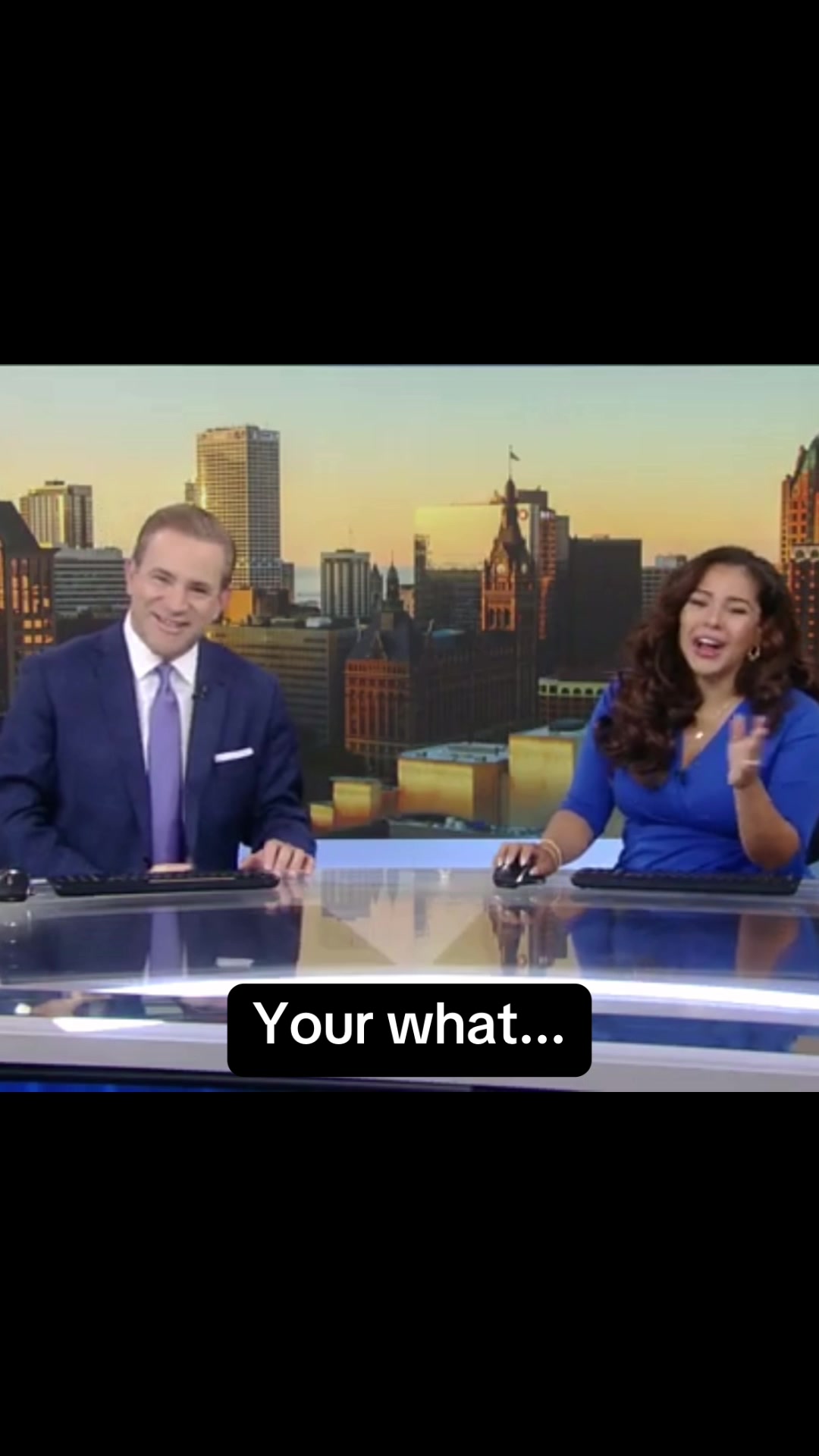 @ADRIANAMENDEZTV