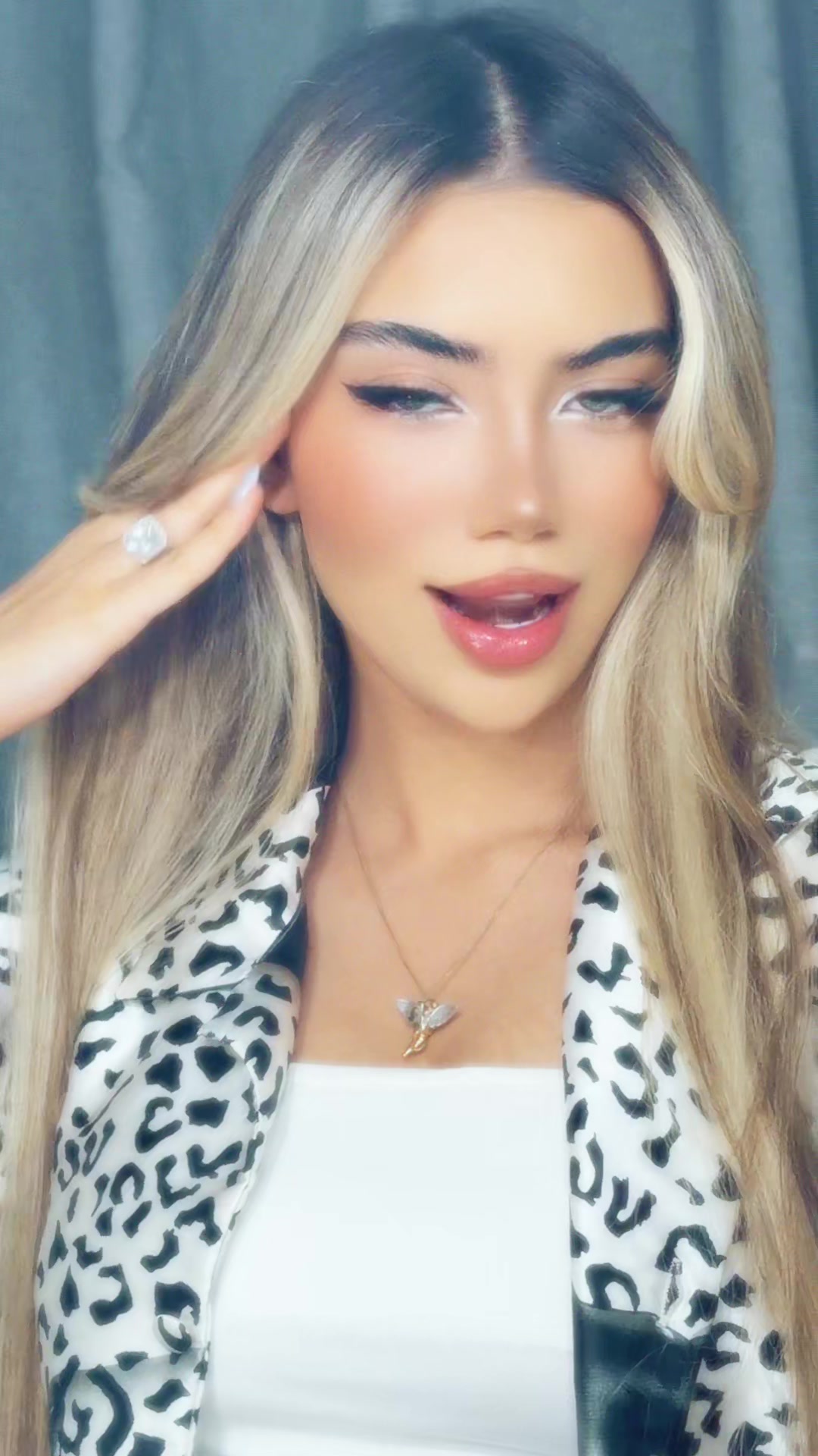 @JEYRAN✨