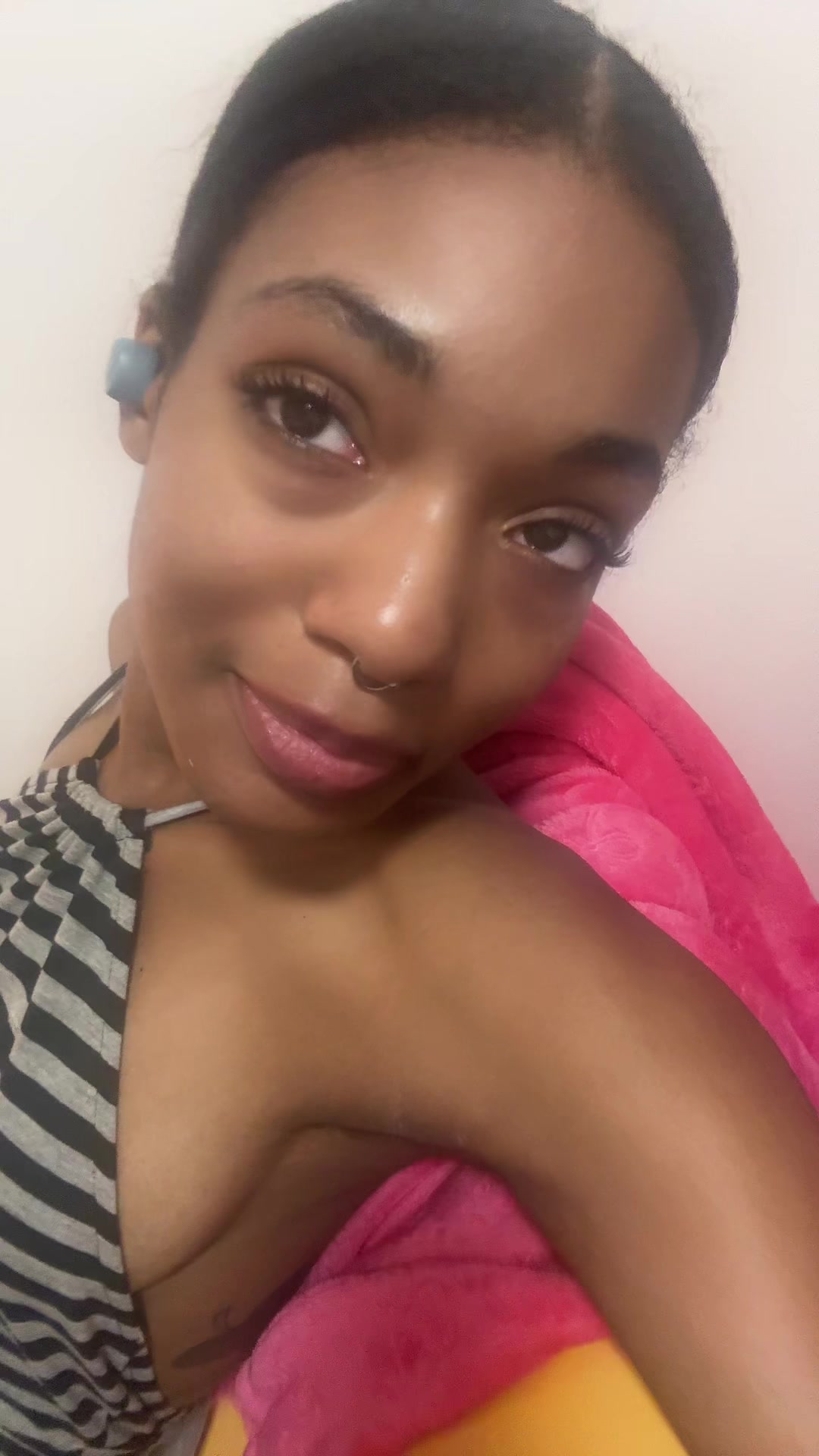 @😻
