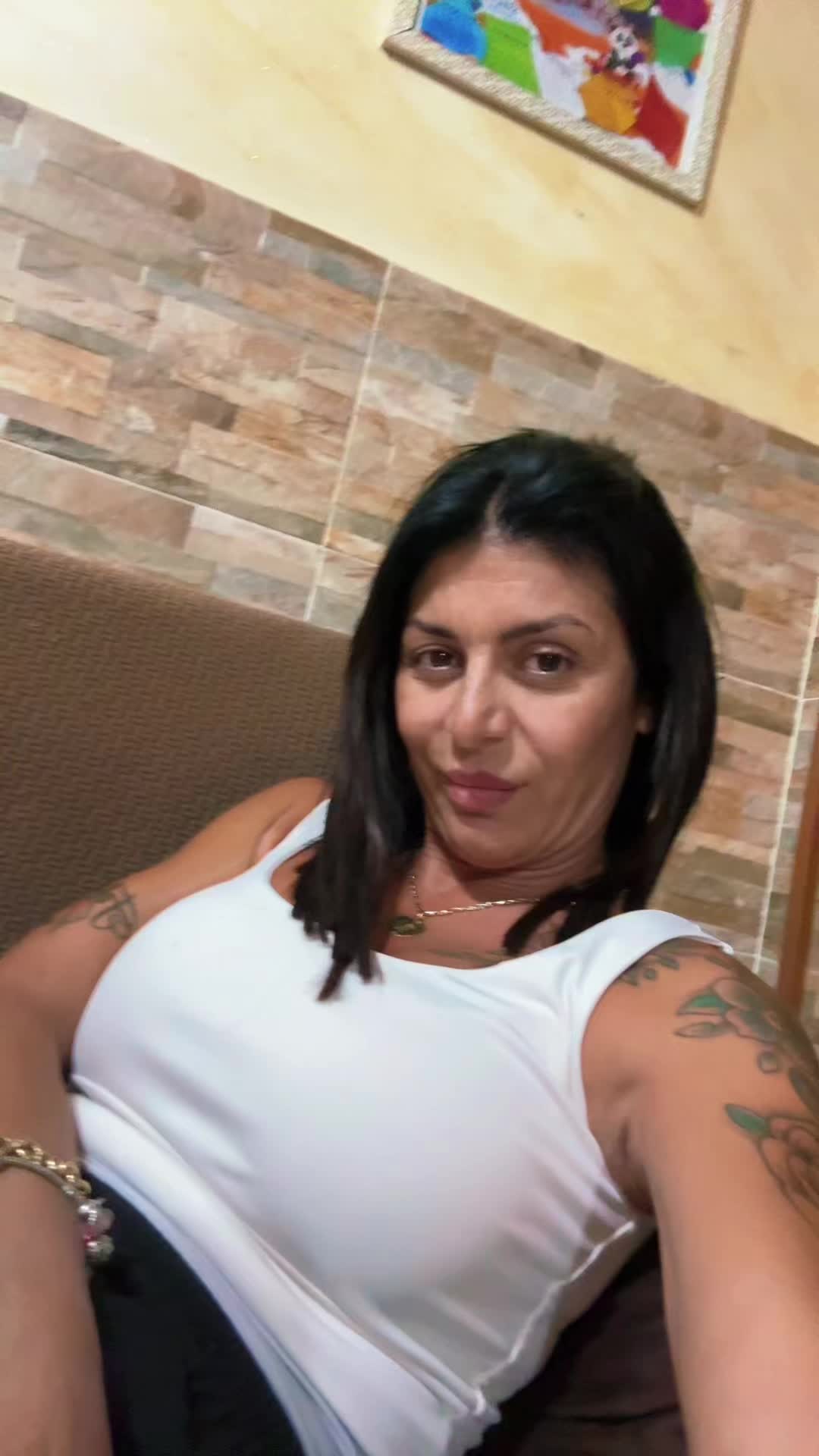 @Laura_Daniele