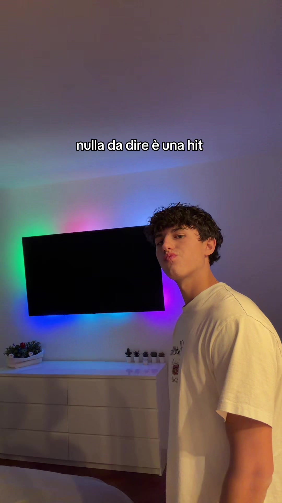 @POL
