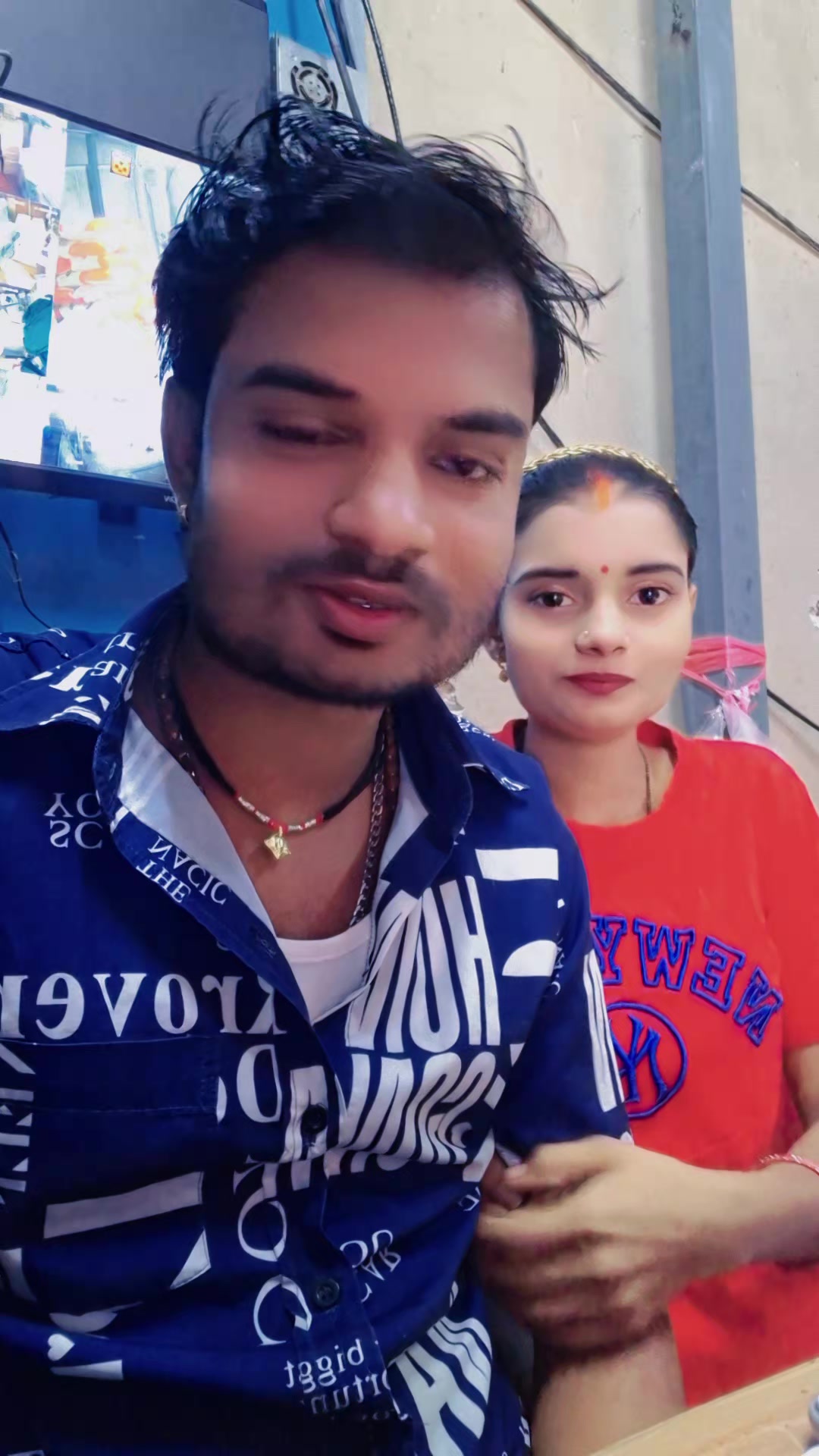 @AK Kumar A🫂H❤️🕉