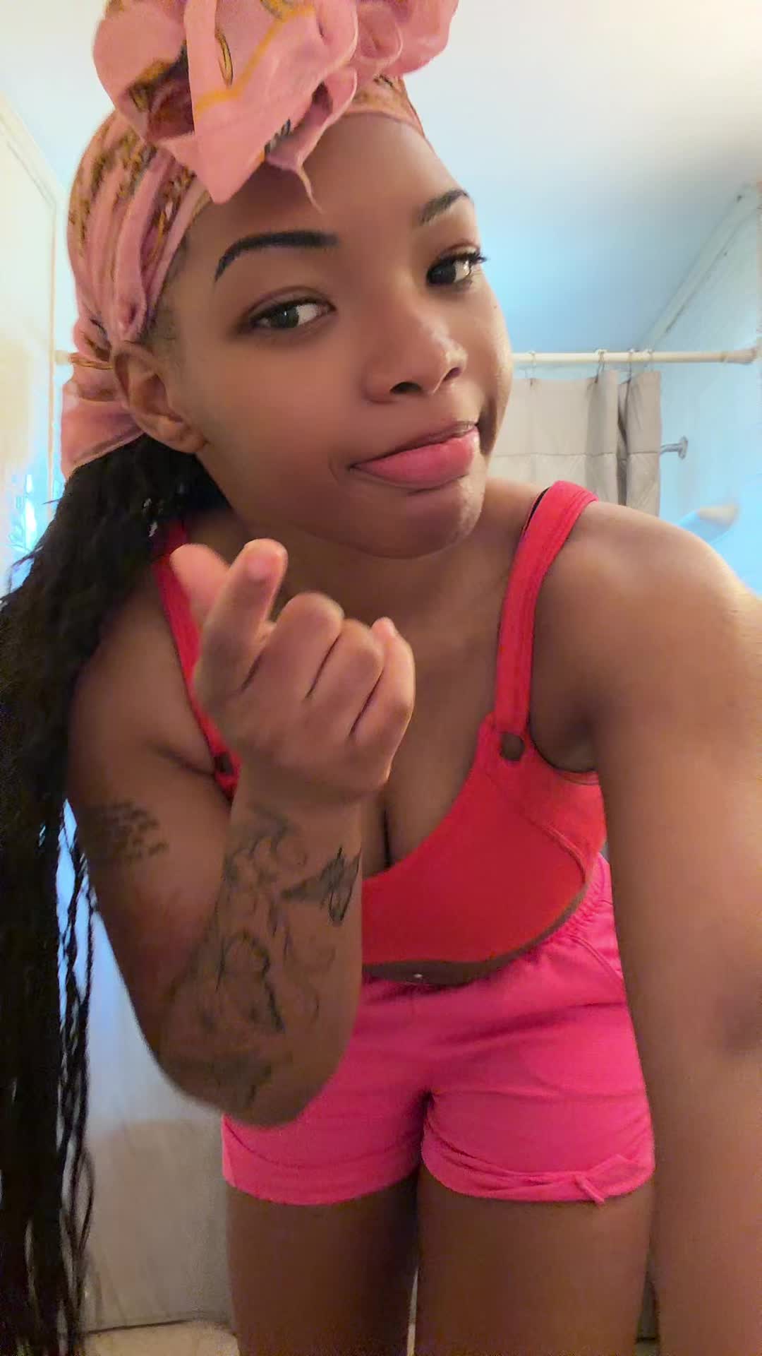 @tanii🇧🇸💕